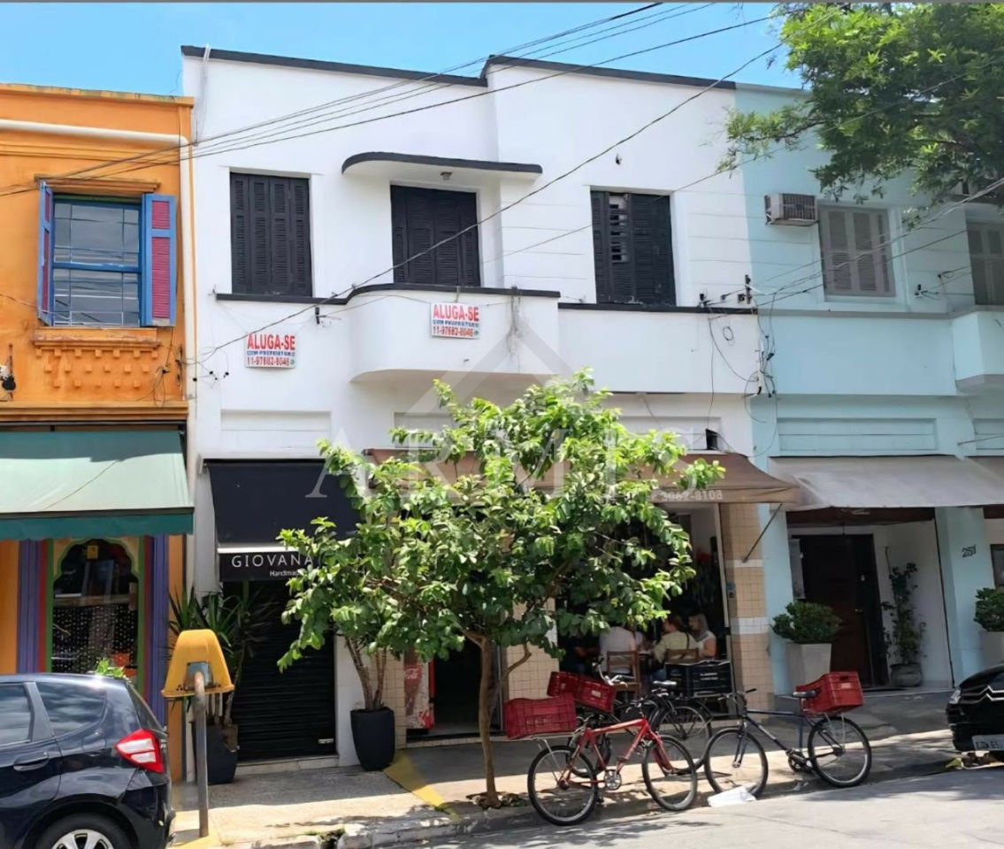 Sobreloja com 70m² em Pinheiros!