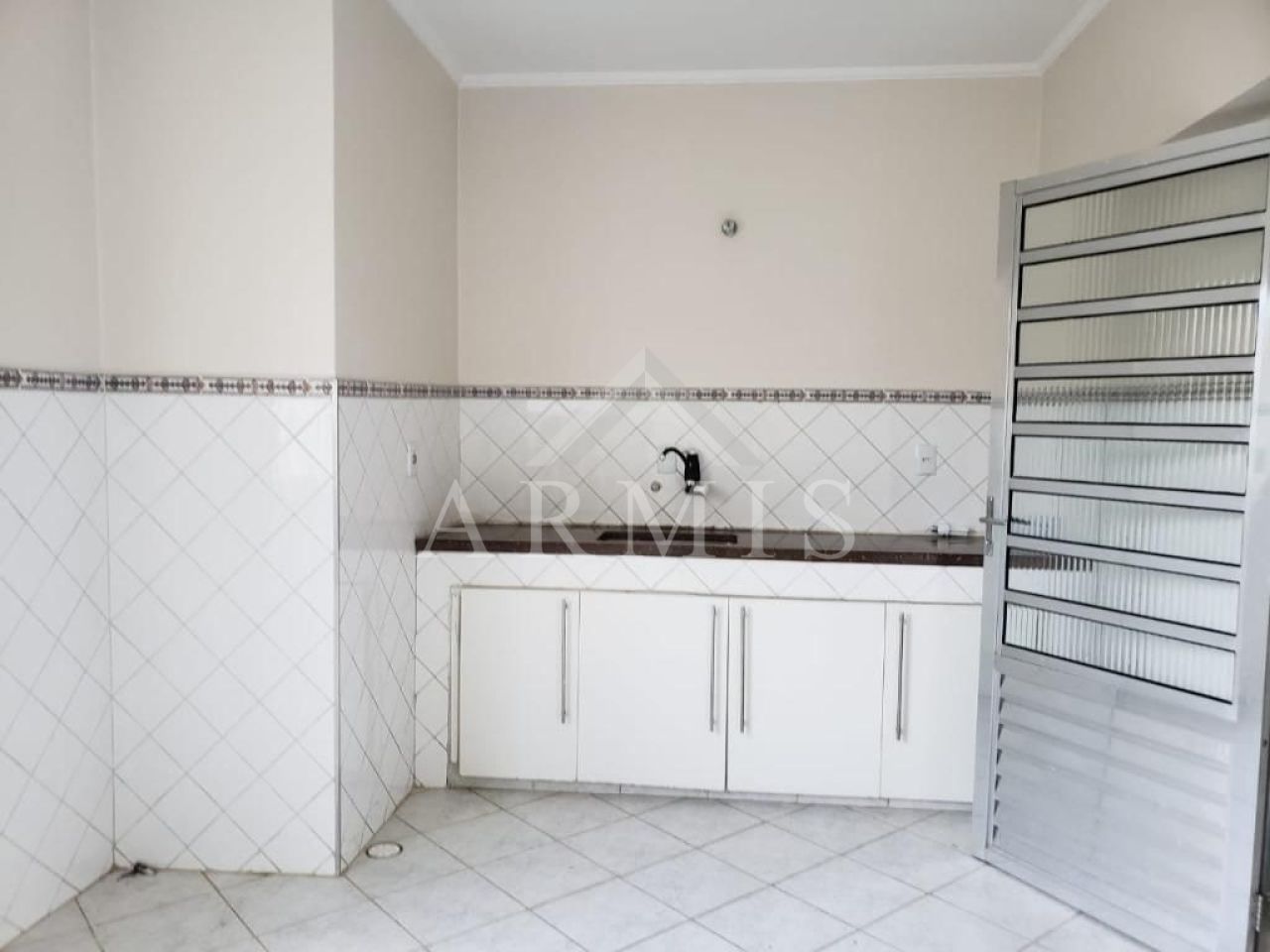 Sobrado de 100m² disponível para locação na Mooca 