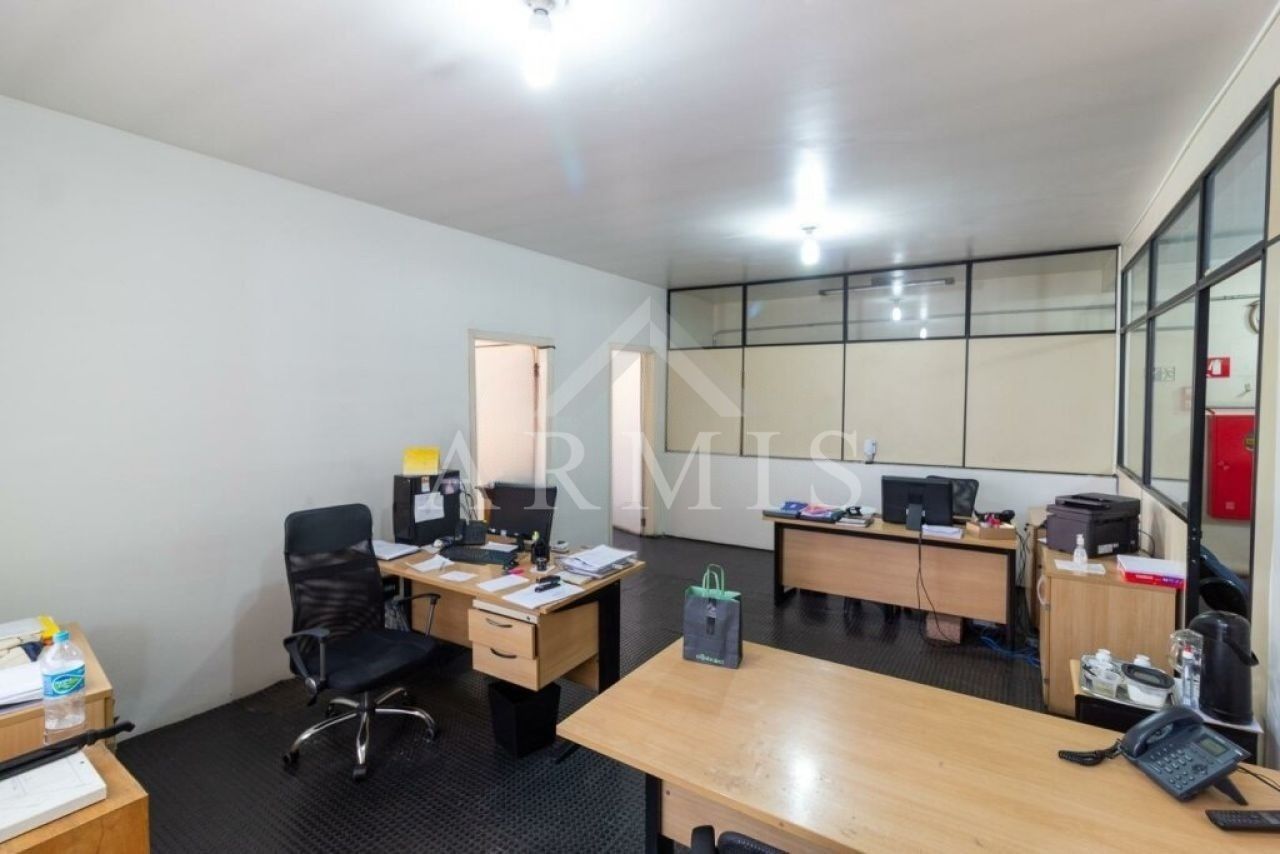 Galpão de 1008m² disponível para Locação no bairro da Saúde