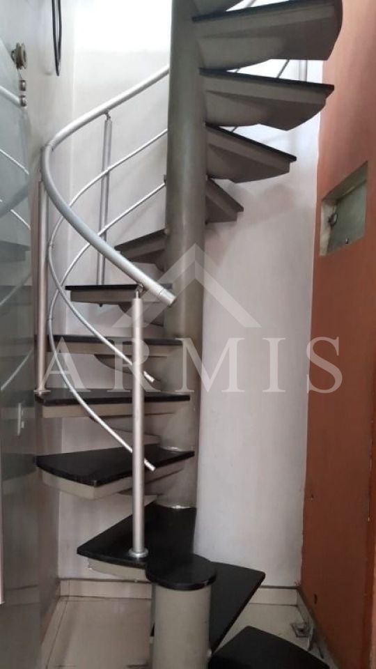 Sala comercial de 120m² disponível para locação no bairro da Mooca.