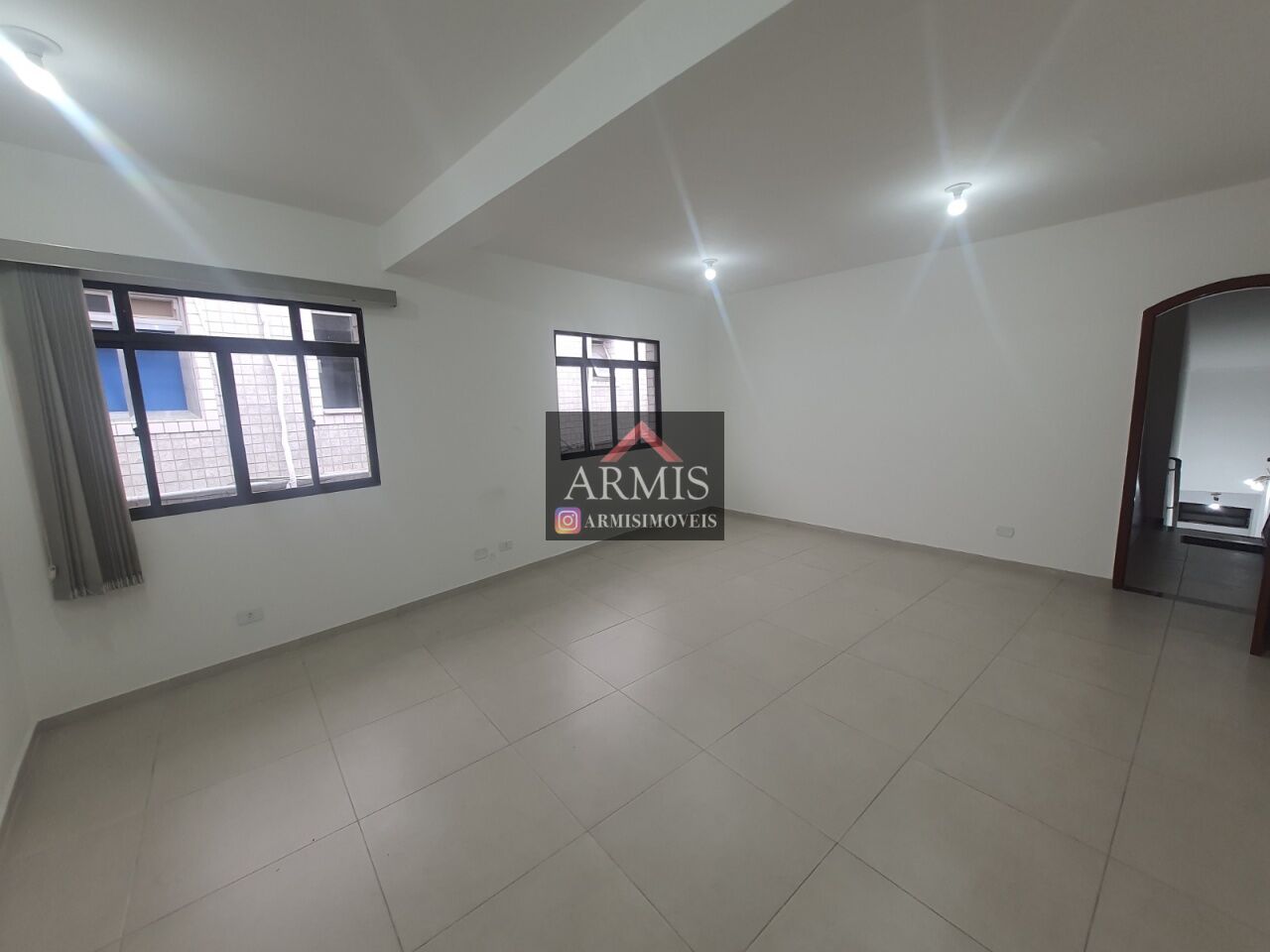 Sala Comercial para Locação - Parada Inglesa