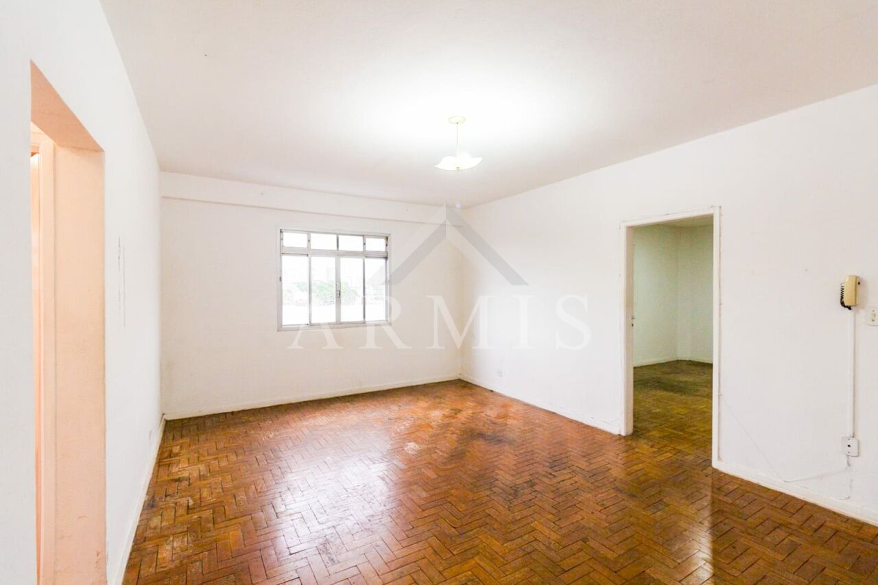 Apartamento de 93m² disponível para locação no Jardim da Saúde.