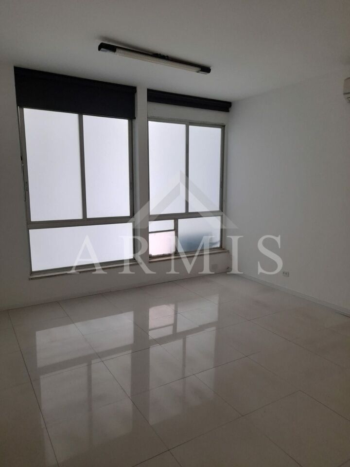 Conjunto comercial de 30m² disponível para locação na Consolação / Avenida Paulista.