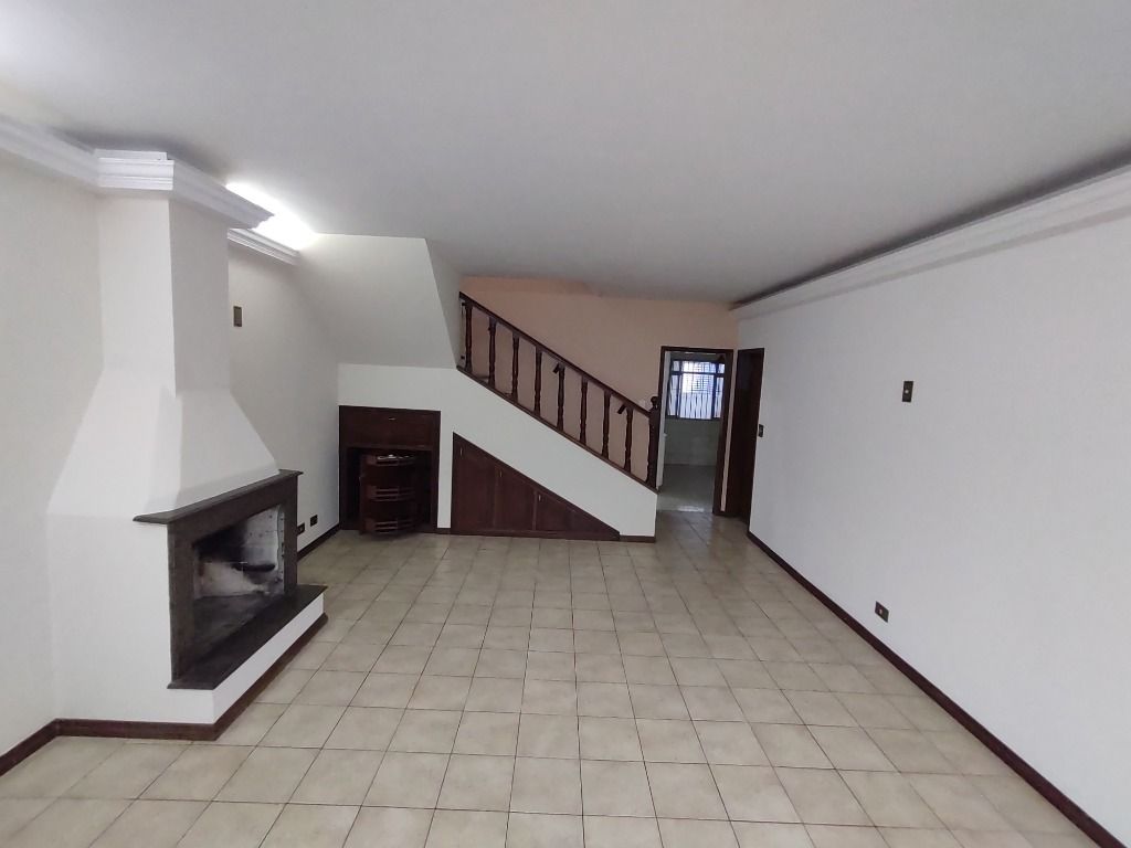 Sobrado para Locação - Vila Guarani Zona Sul