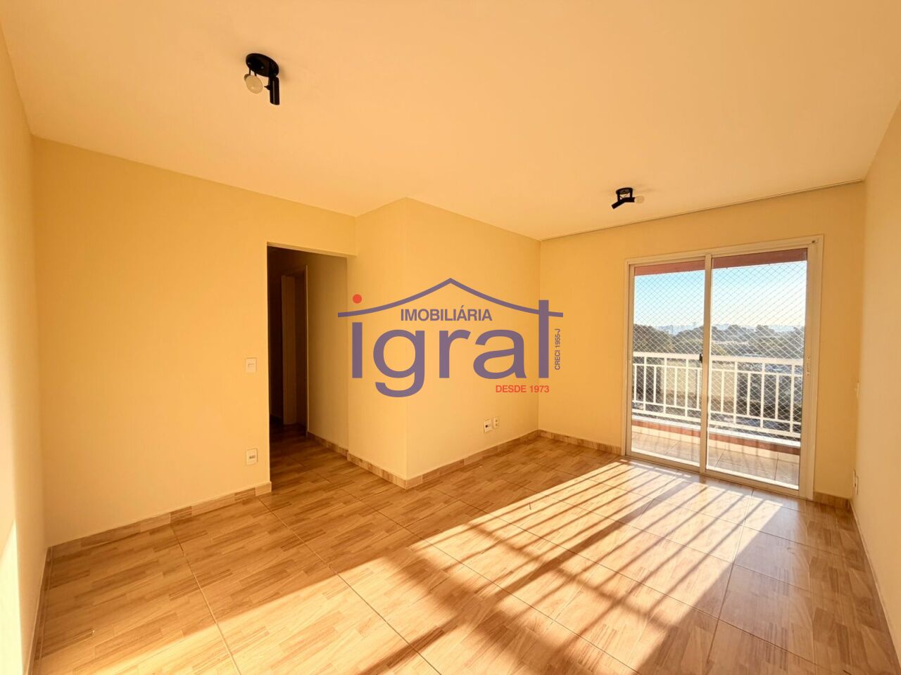 Apartamento para Locação - Cidade Vargas