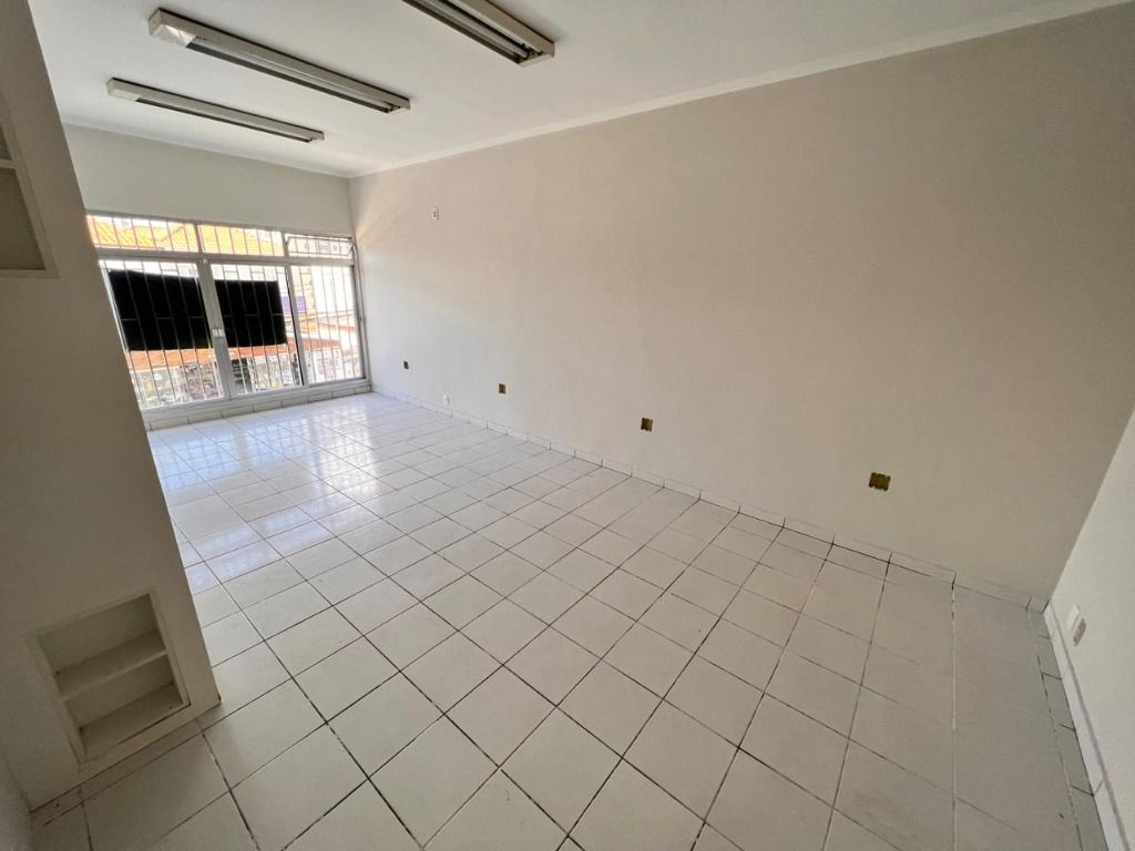 Casa para Locação - Vila Guarani Z Sul