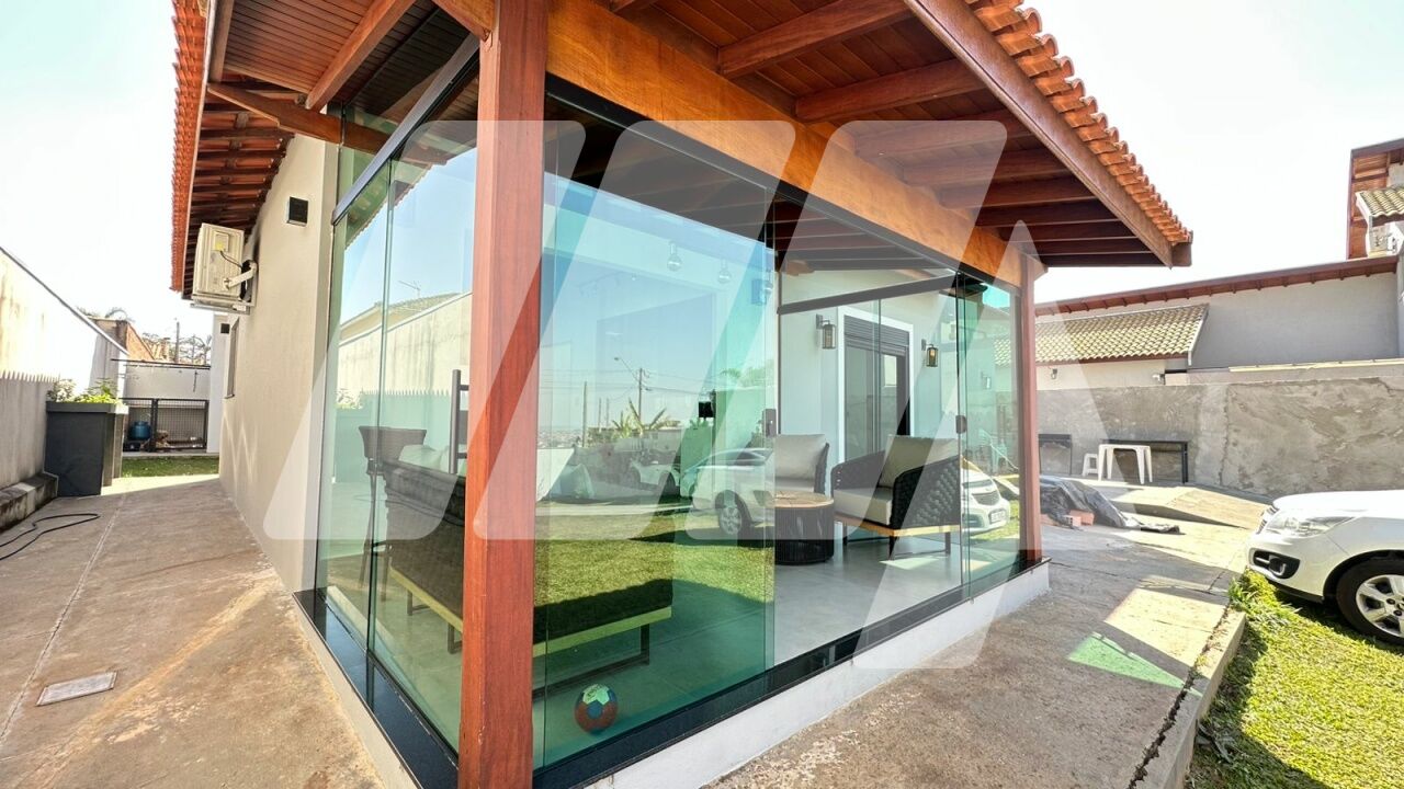 Casa Térrea para Venda - Colina de São Pedro