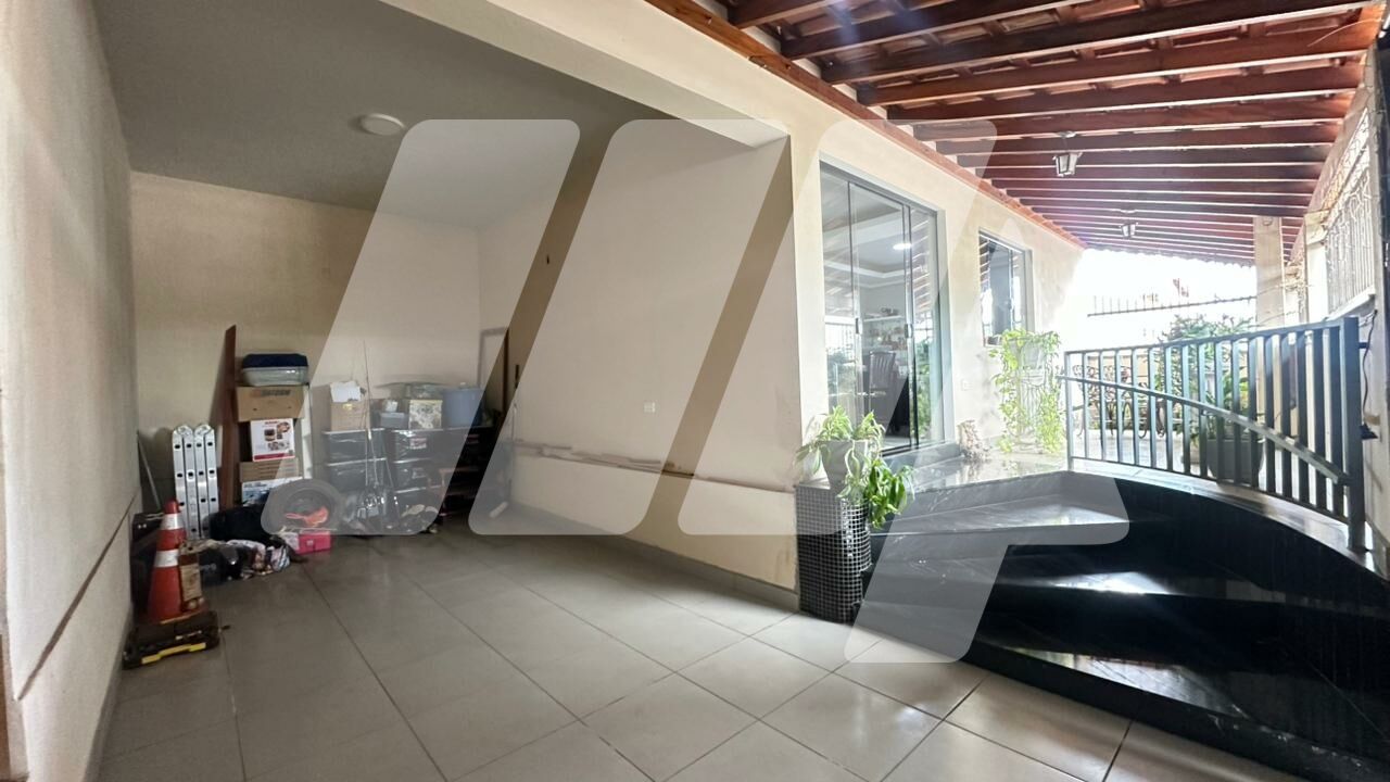 Casa Térrea para Venda - Jardim São Pedro