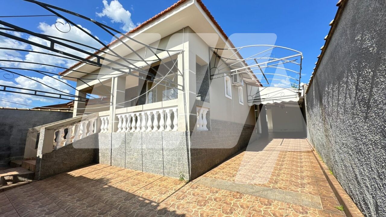 Casa Térrea para Venda - Vila Rica