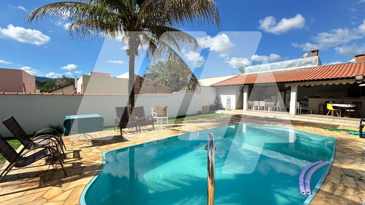 Casa Térrea para Venda - Vila Nova