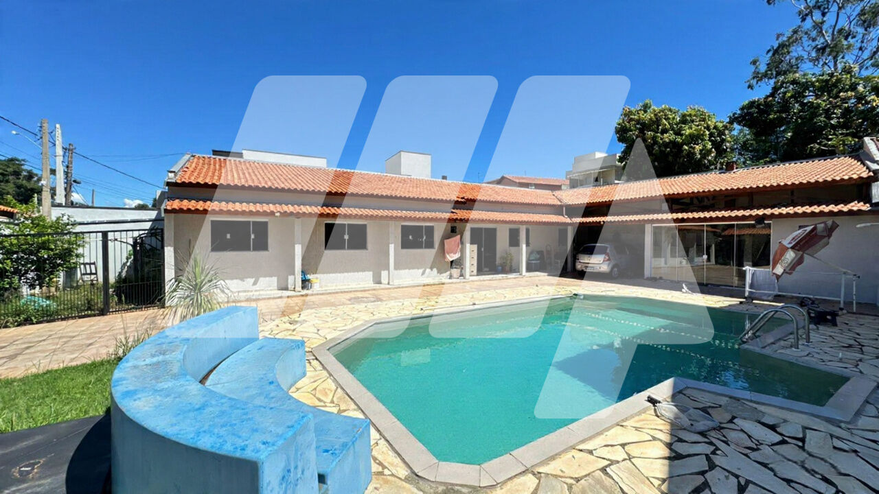 Casa Térrea para Venda - Novo Horizonte