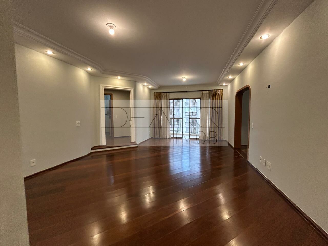 Apartamento para Venda - Moema