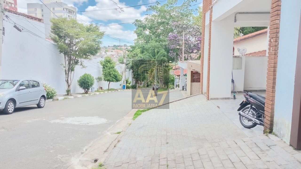 Casa Térrea para Venda - Jardim Esmeralda