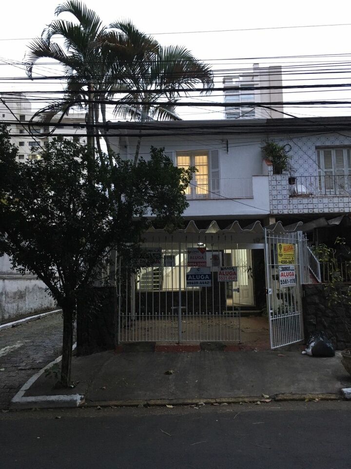 Sobrado em Cidade Monções