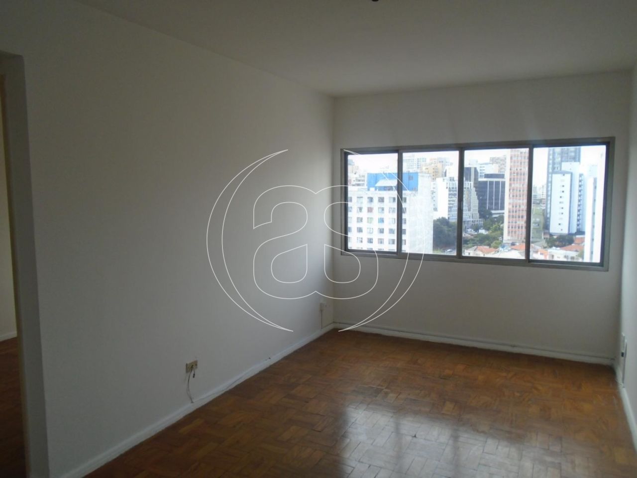 Foto 2 - AS46847