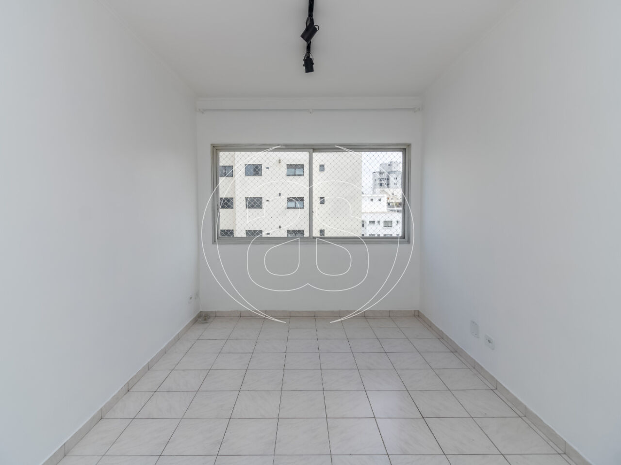 Foto 5 - AS69732