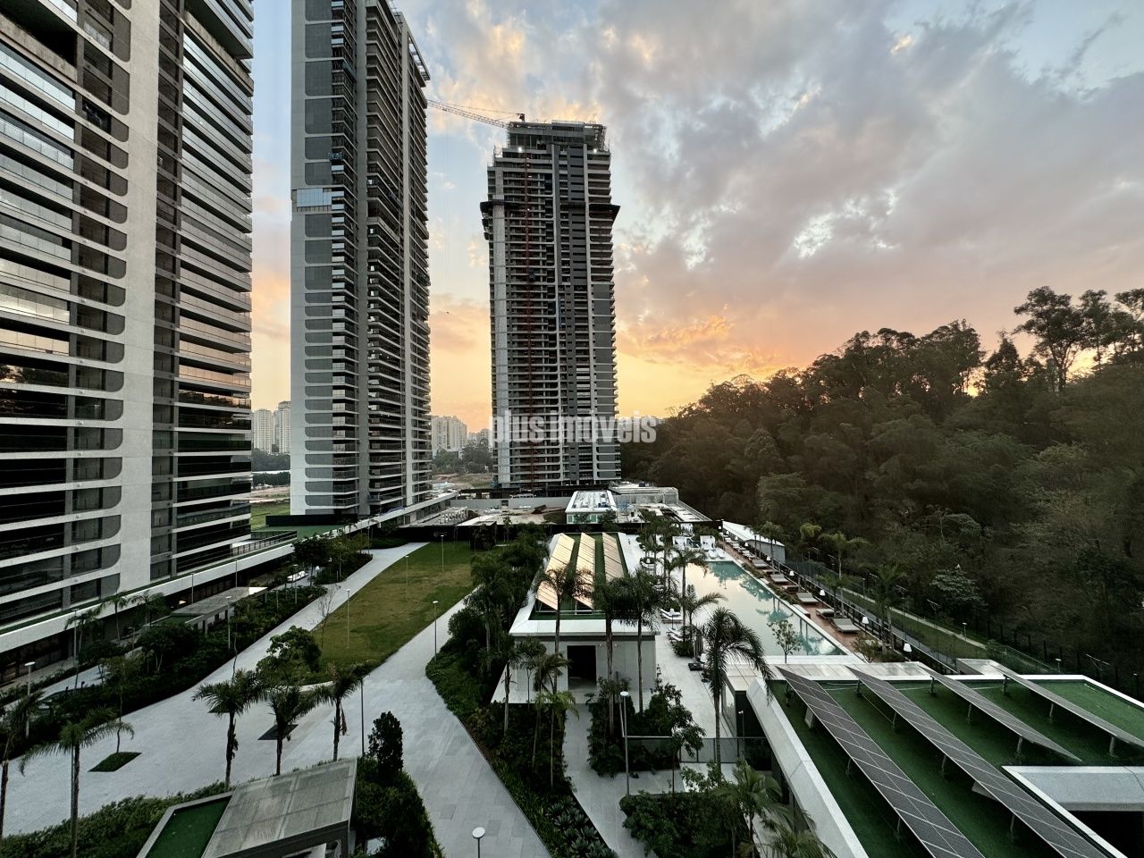 Apartamento, 3 quartos, 186 m² - Foto 1