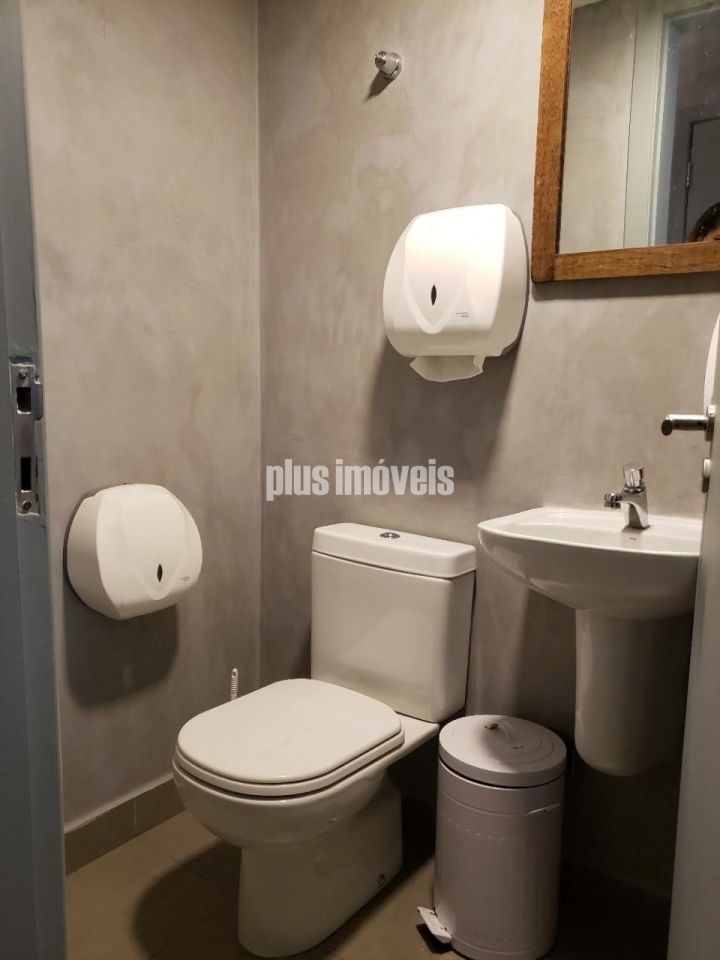 Casa Comercial à venda com 3 quartos, 200m² - Foto 3