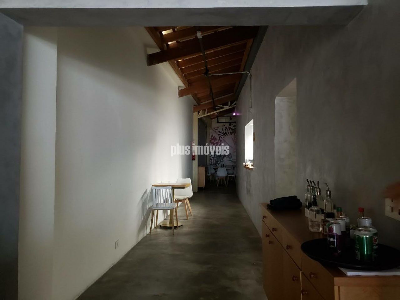 Casa Comercial à venda com 3 quartos, 200m² - Foto 6