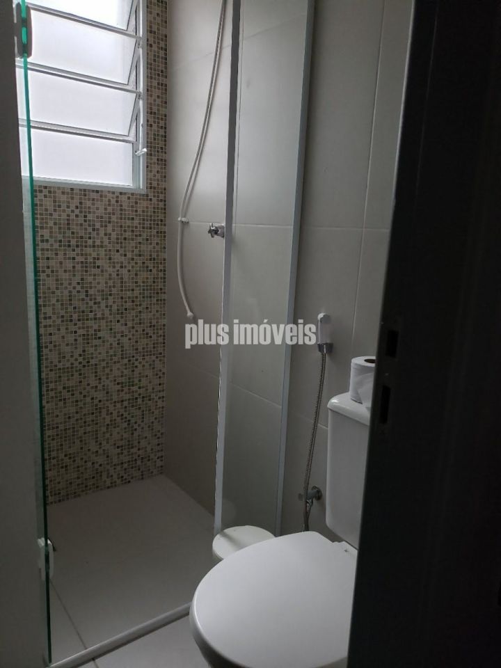 Casa Comercial à venda com 3 quartos, 200m² - Foto 22