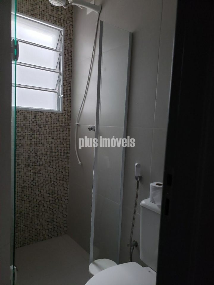 Casa Comercial à venda com 3 quartos, 200m² - Foto 21