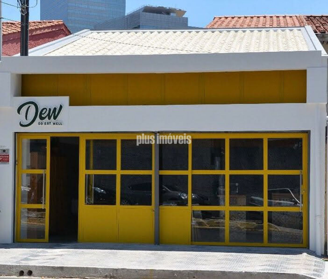 Casa Comercial à venda com 3 quartos, 200m² - Foto 1