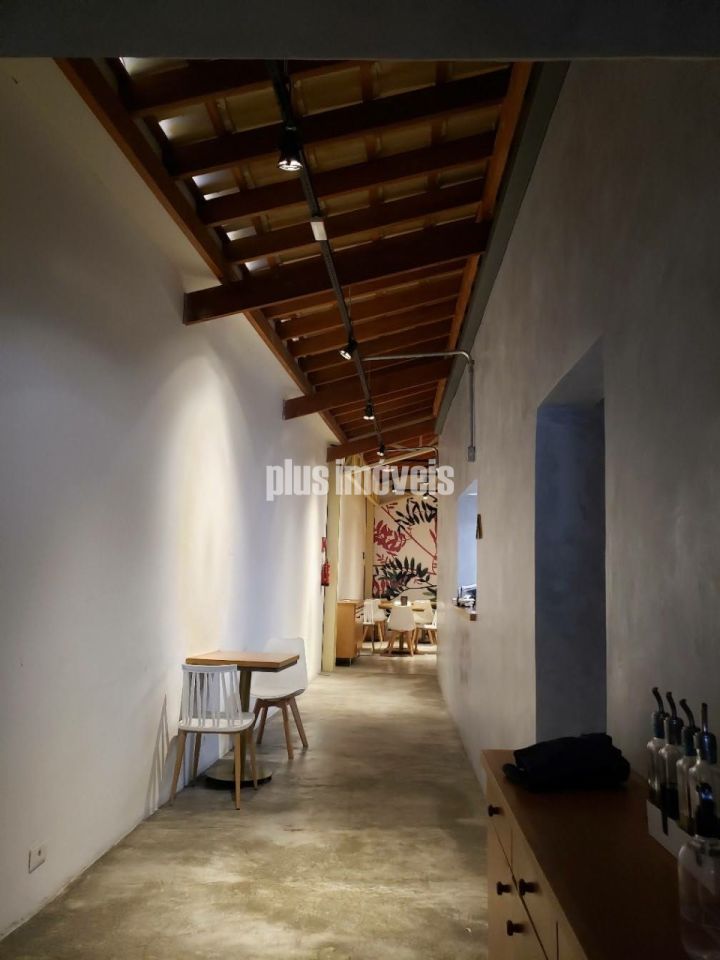 Casa Comercial à venda com 3 quartos, 200m² - Foto 7