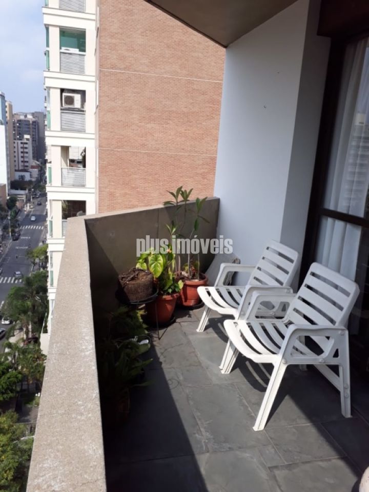 Apartamento, 3 quartos, 198 m² - Foto 1