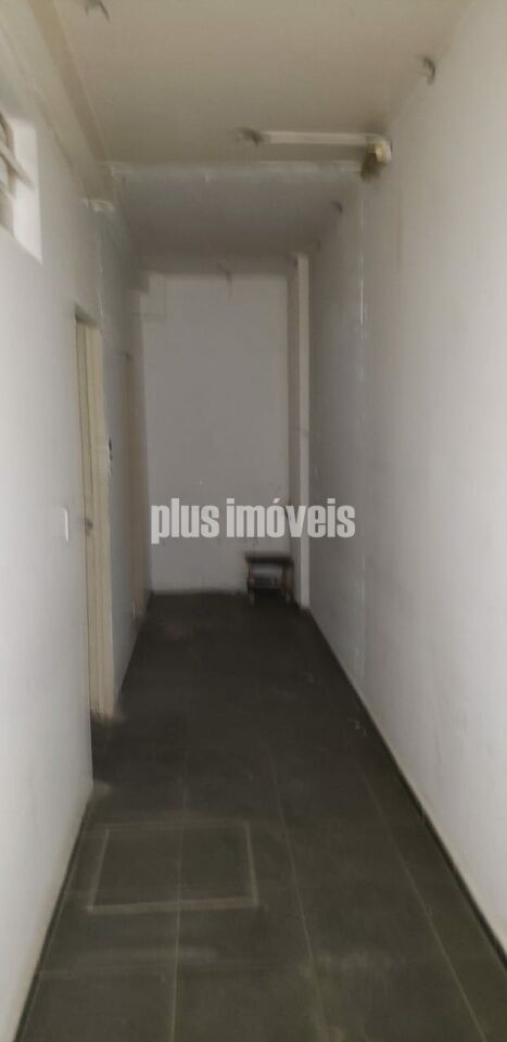 Casa Comercial à venda com 2 quartos, 300m² - Foto 12