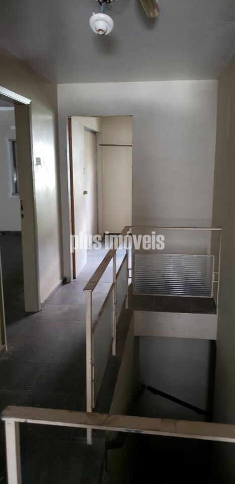 Casa Comercial à venda com 2 quartos, 300m² - Foto 19
