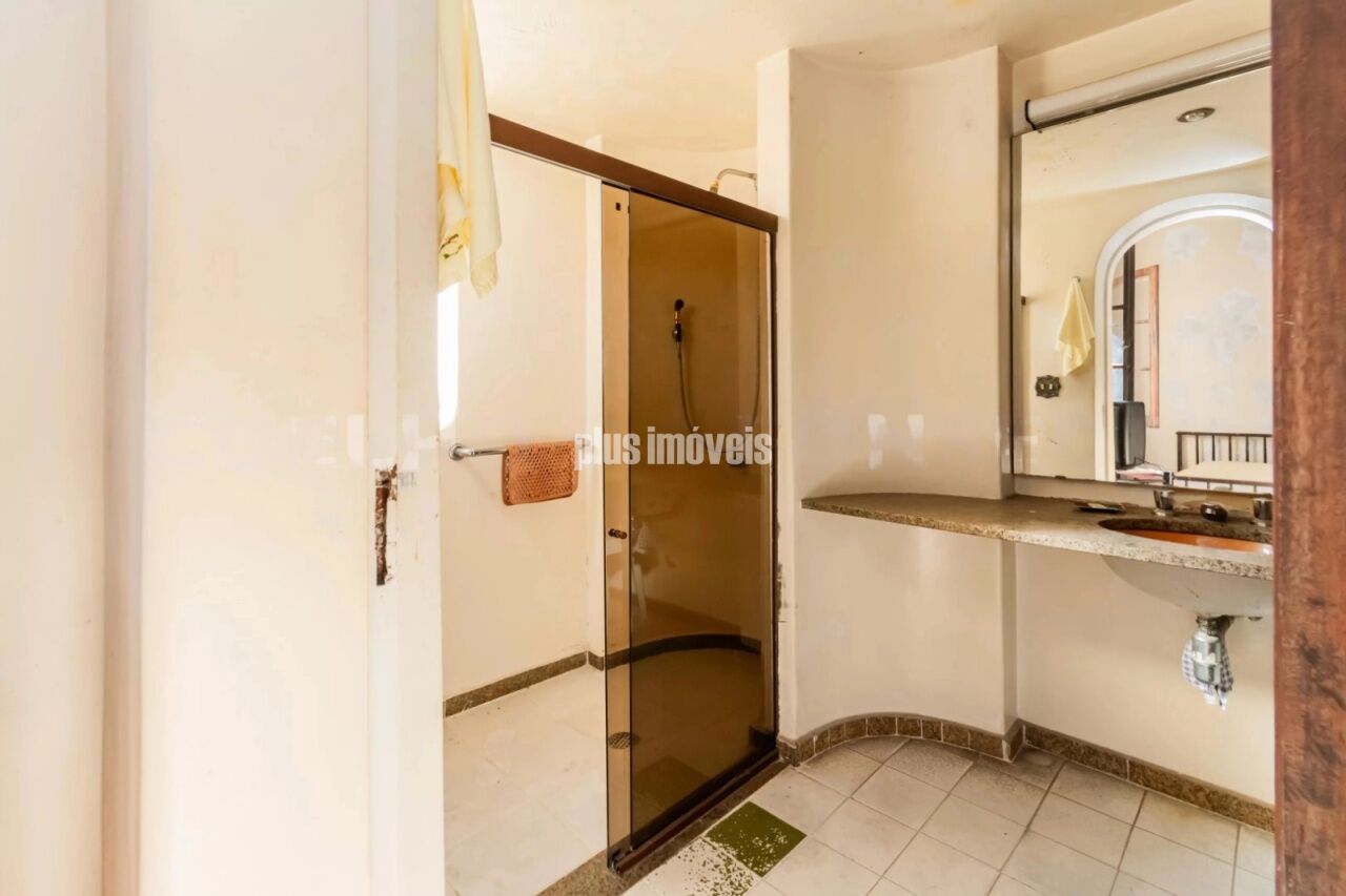 Casa à venda com 6 quartos, 540m² - Foto 14