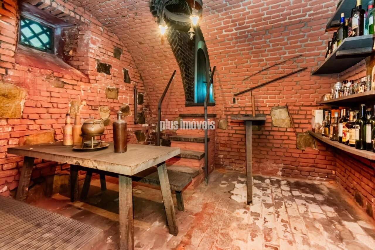 Casa à venda com 6 quartos, 540m² - Foto 13