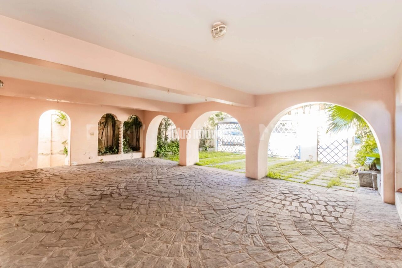 Casa à venda com 6 quartos, 540m² - Foto 17