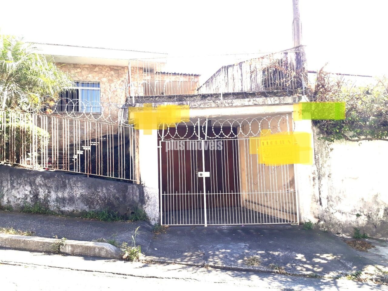 Casa à venda com 3 quartos, 167m² - Foto 1