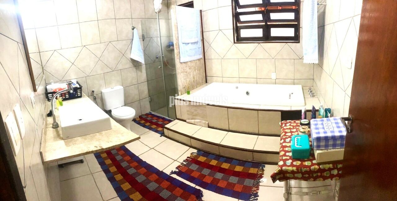 Casa, 3 quartos, 232 m² - Foto 3