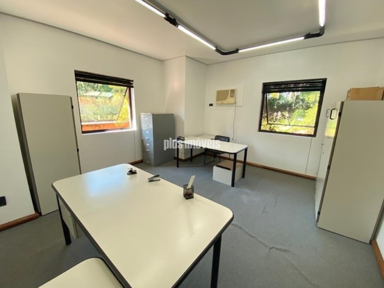 Casa Comercial à venda com 4 quartos, 400m² - Foto 17