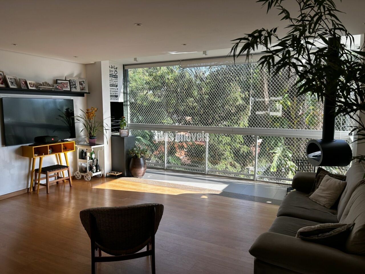 Apartamento, 3 quartos, 130 m² - Foto 1
