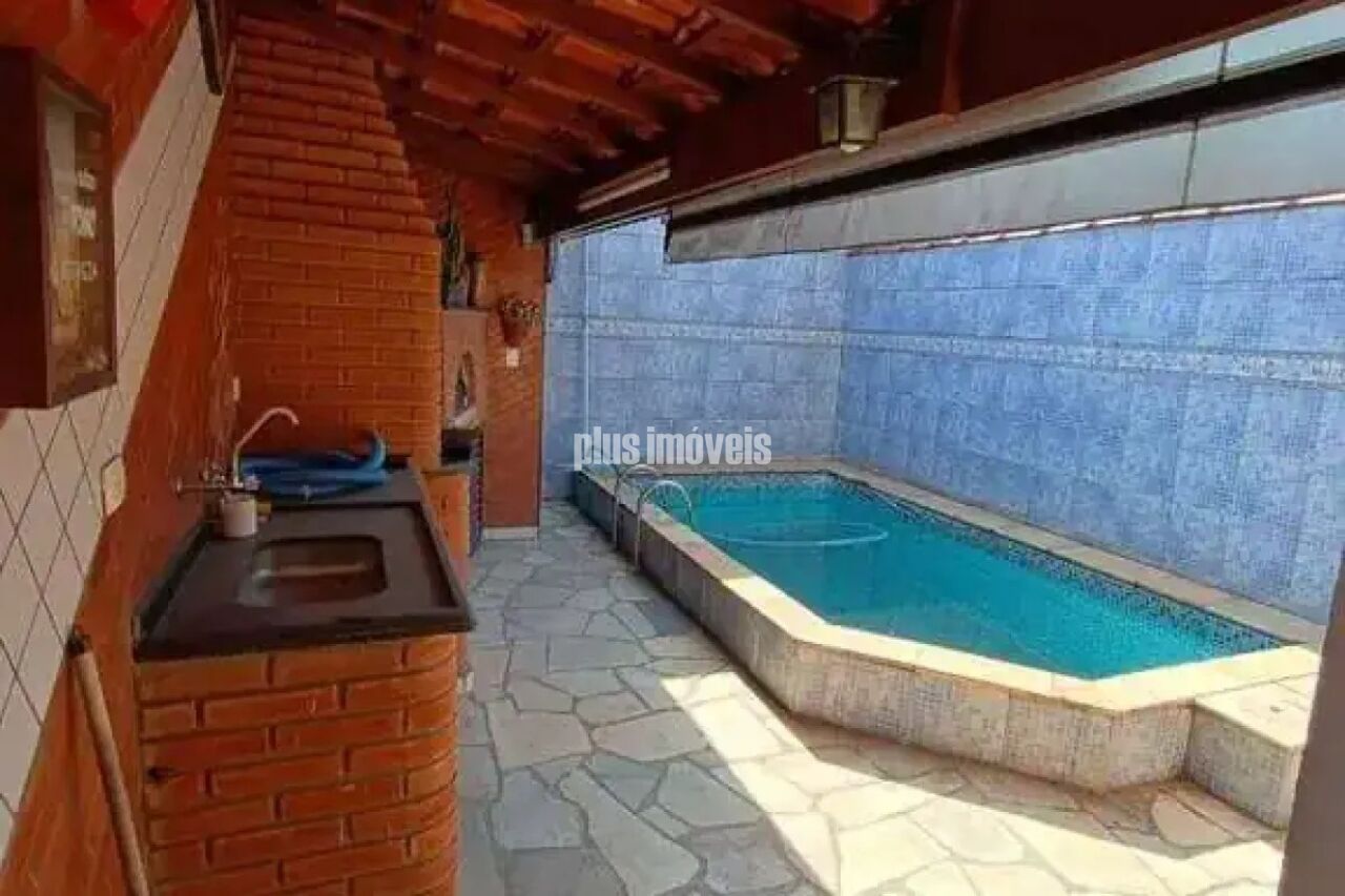 Casa, 3 quartos, 135 m² - Foto 1