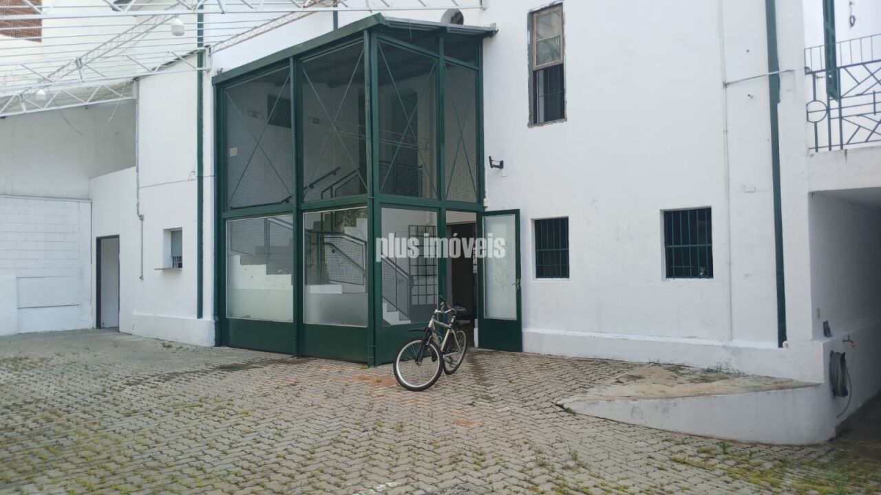 Prédio Inteiro, 640 m² - Foto 1