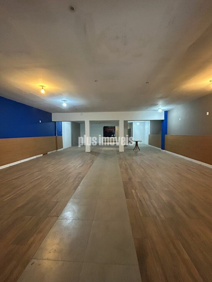 Casa, 1 quarto, 332 m² - Foto 1