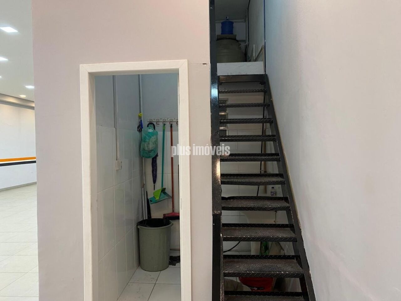 Depósito-Galpão, 1360 m² - Foto 23