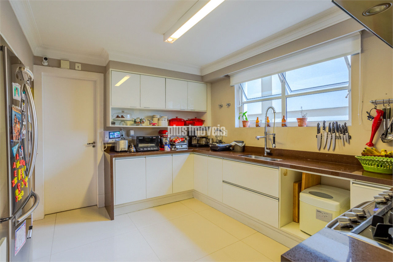 Apartamento, 4 quartos, 225 m² - Foto 12