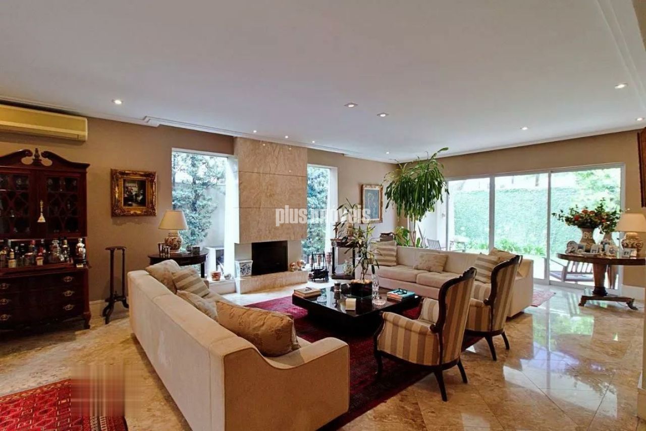 Casa, 4 quartos, 560 m² - Foto 2