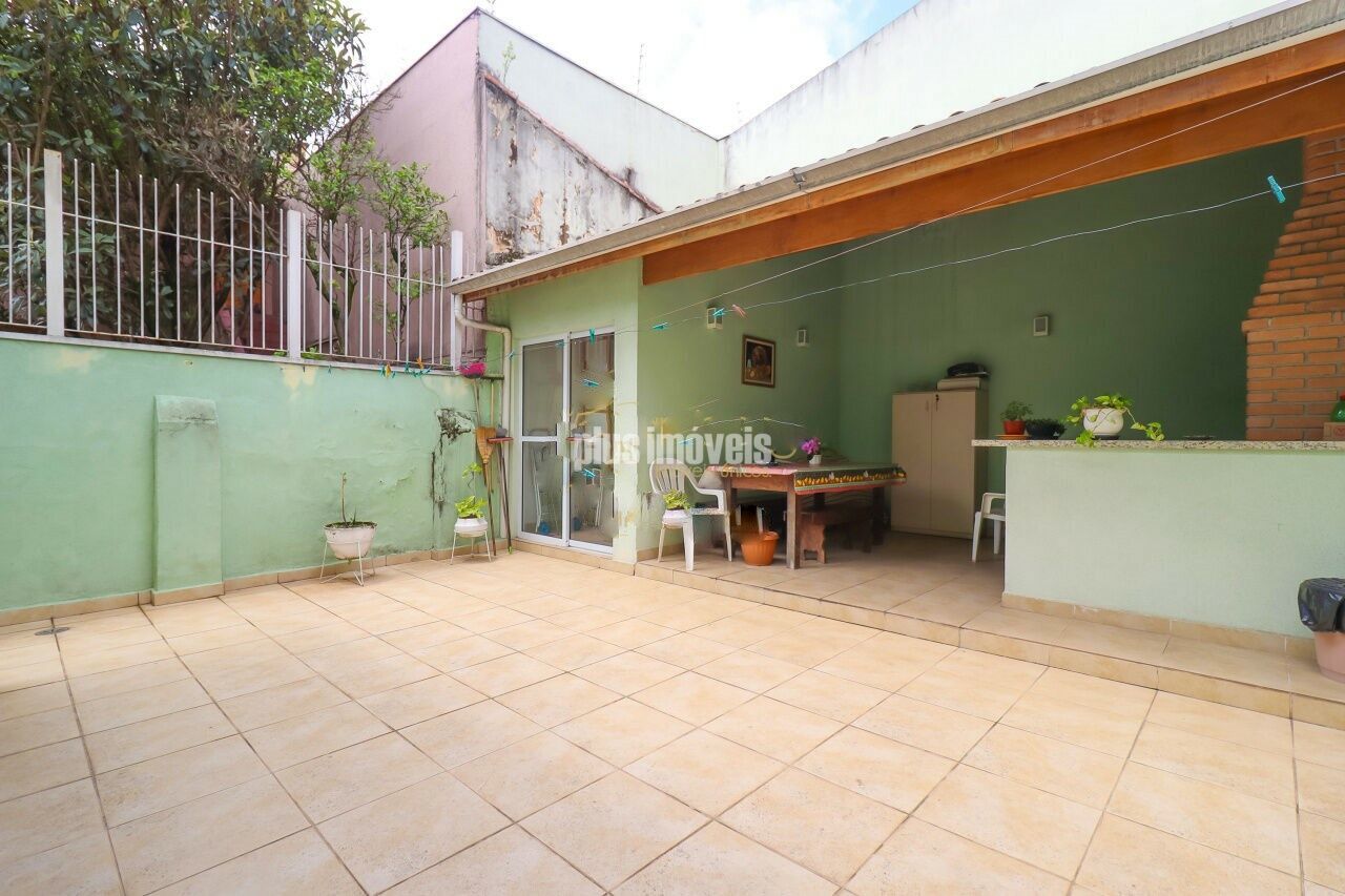Casa à venda com 3 quartos, 200m² - Foto 10