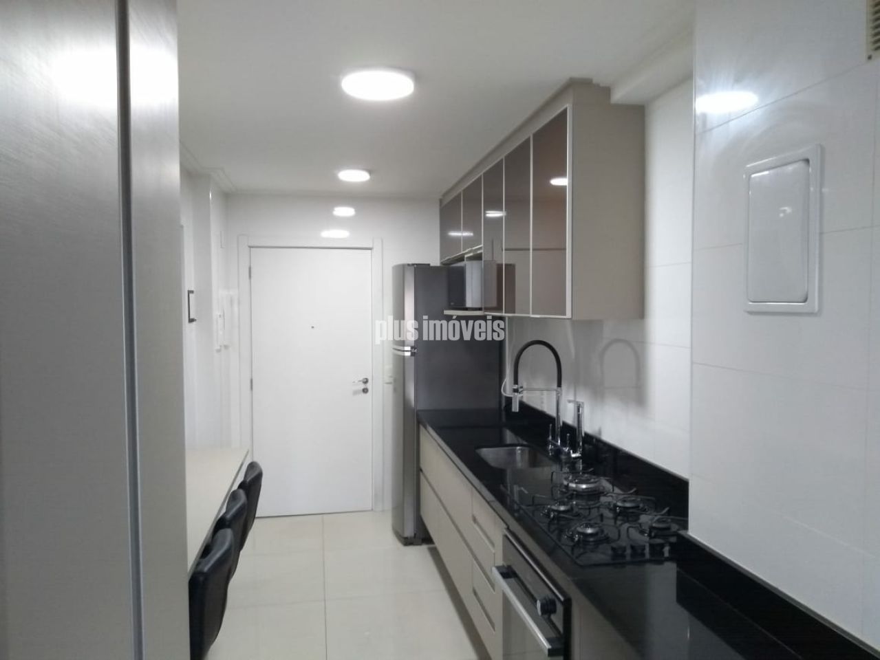 Apartamento à venda com 3 quartos, 94m² - Foto 24