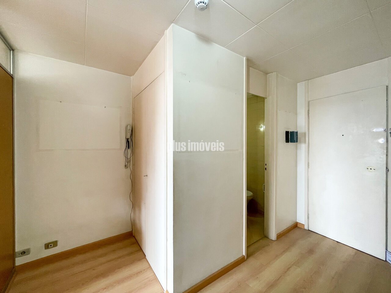 Conjunto Comercial-Sala à venda com 1 quarto, 27m² - Foto 9
