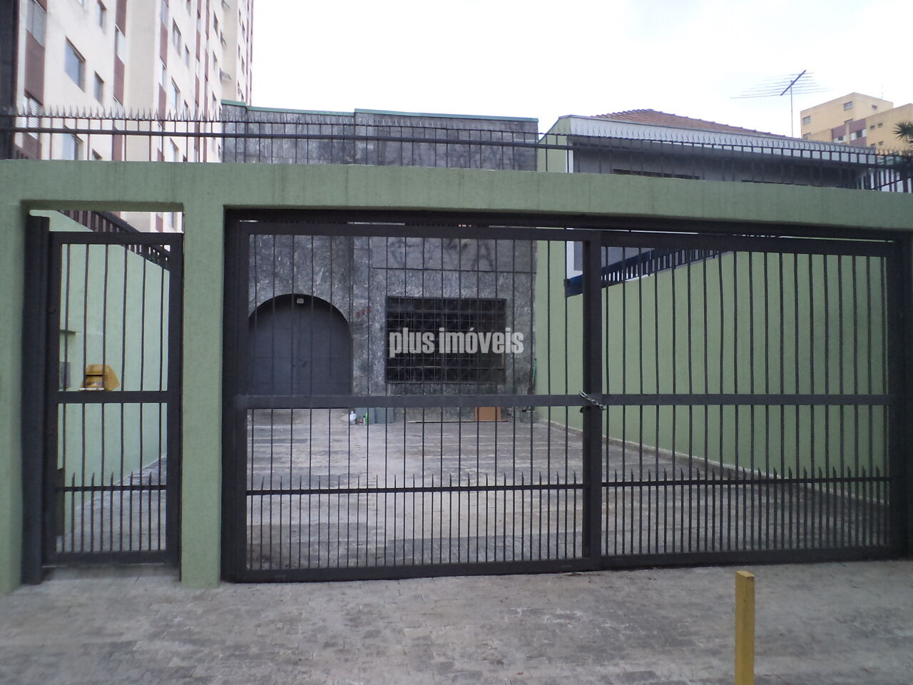 Casa Comercial à venda com 3 quartos, 263m² - Foto 1