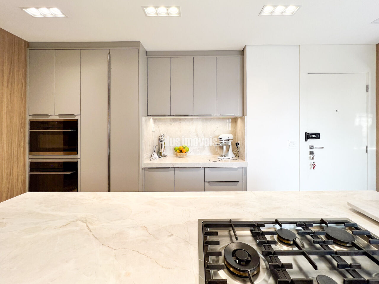Apartamento à venda com 4 quartos, 257m² - Foto 41