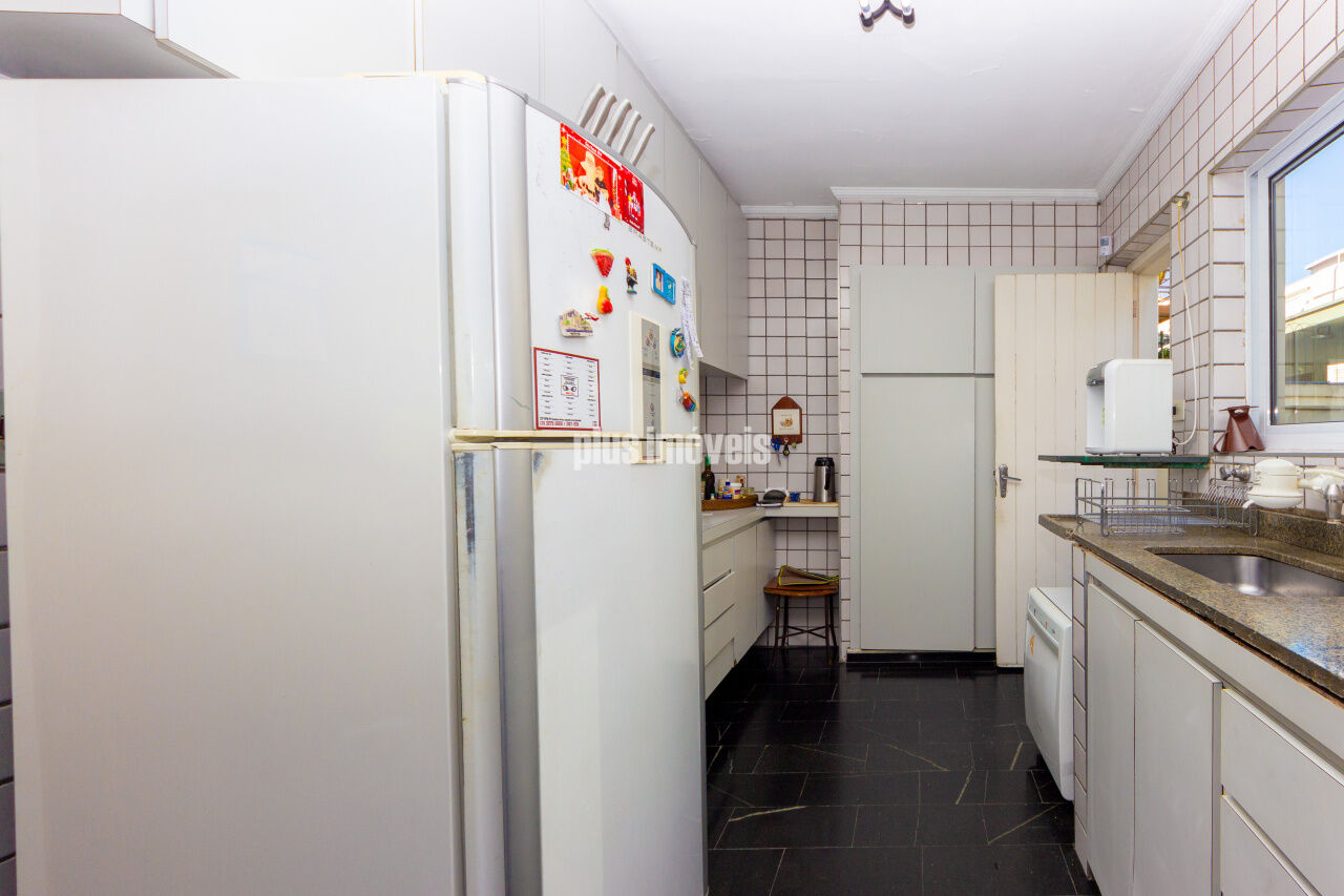 Casa à venda com 3 quartos, 168m² - Foto 9