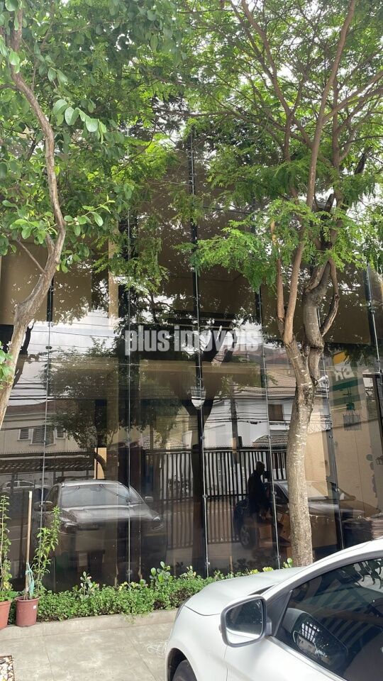 Casa Comercial à venda e aluguel com 1 quarto, 300m² - Foto 8